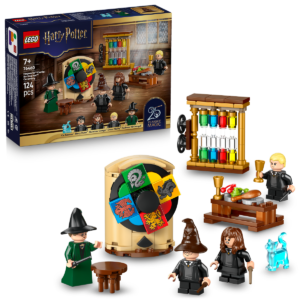 LEGO Harry Potter Hogwarts Castle: Sorting Hat Ceremony (76460)